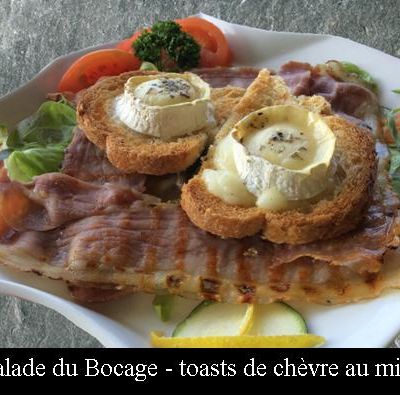 salade-du-bocage-aux-toasts-de-chèvre-au-miel